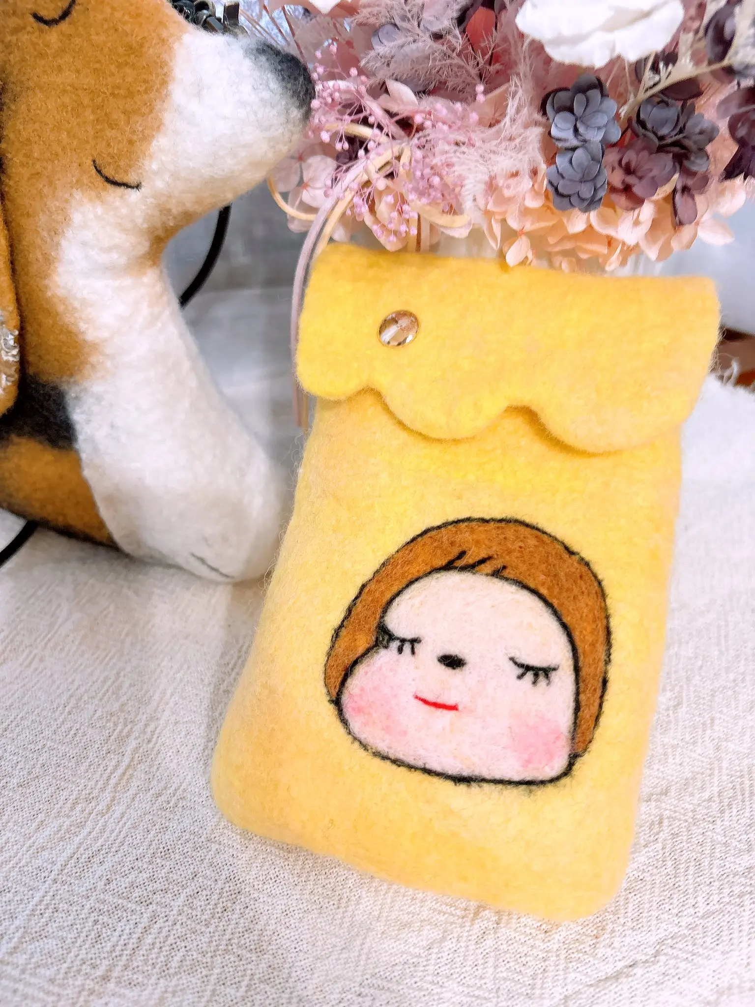 人臉造型羊毛氈小包